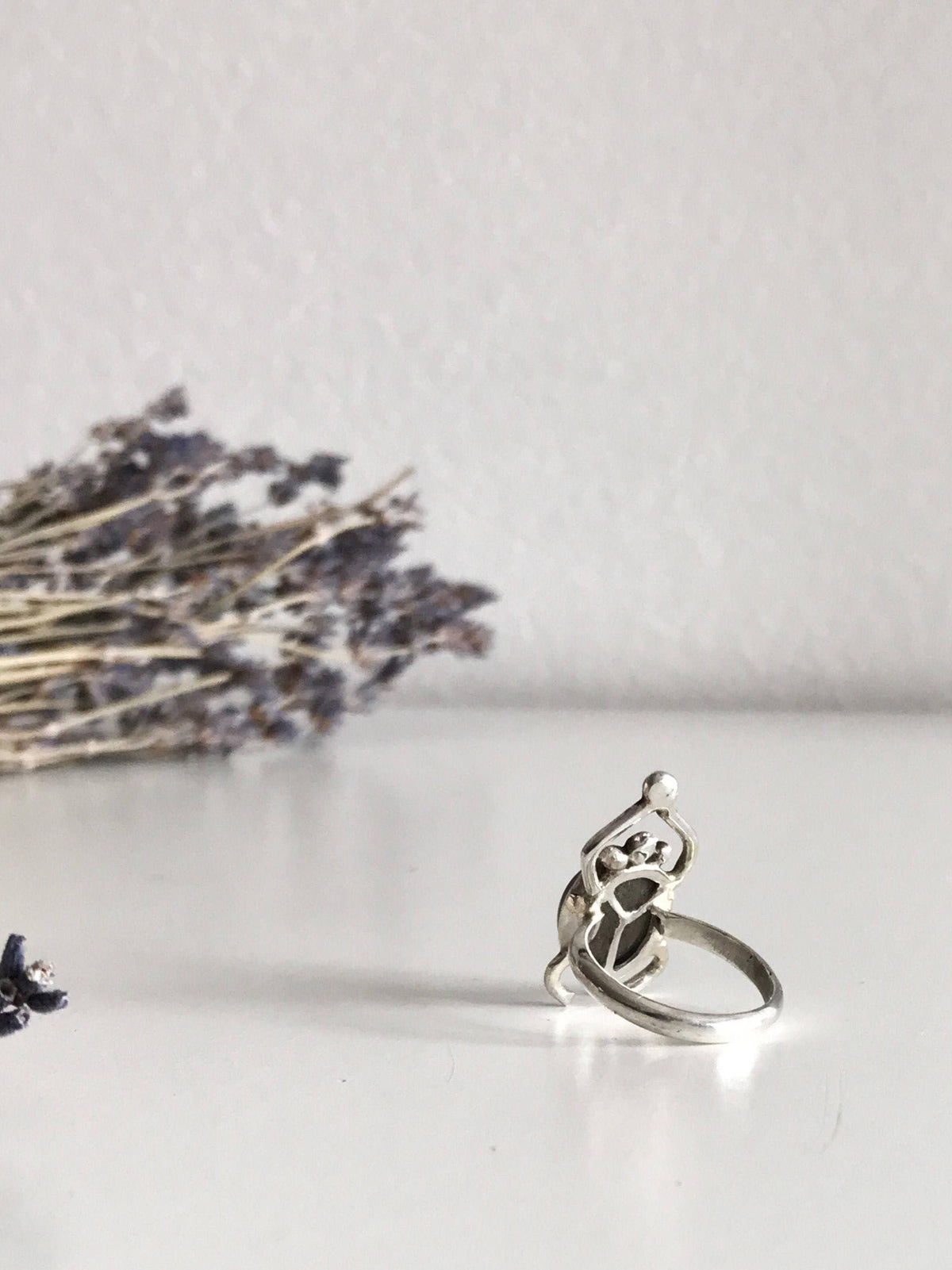 Labradorite Spectrolite scarab ring on sterling silver 925 - KathyRossJewelry