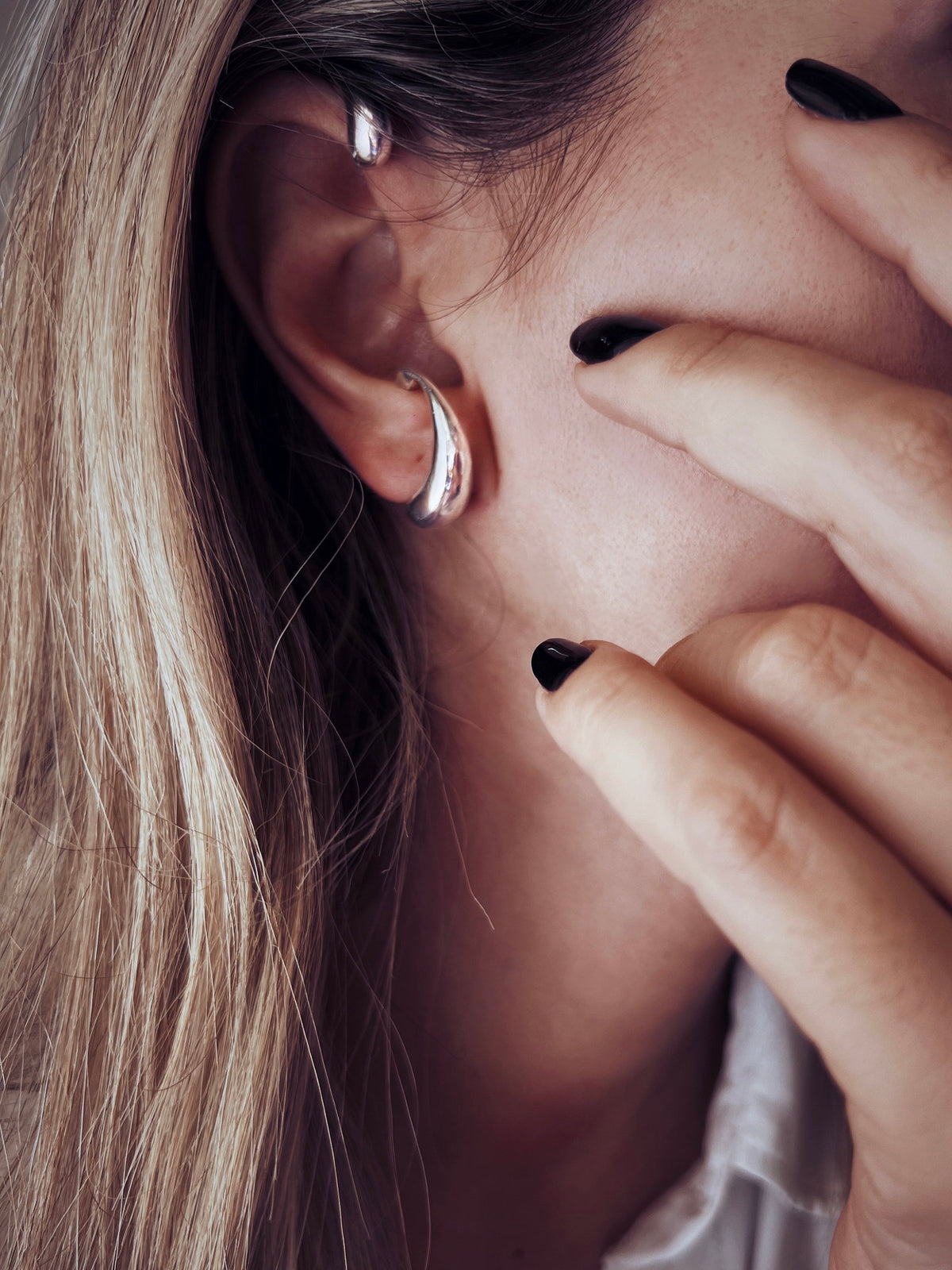 Silver Ear Cuff: curvy earring for no Piercing ears - KathyRossJewelry