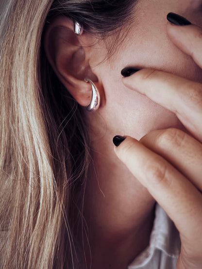 Silver Ear Cuff: curvy earring for no Piercing ears - KathyRossJewelry