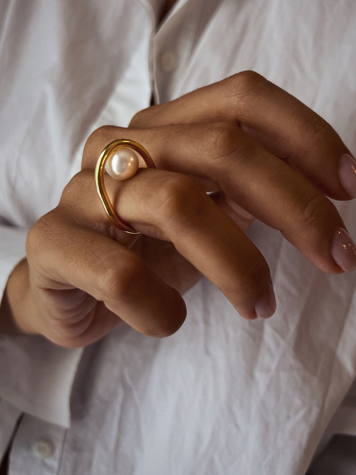 Fine pearl and silver minimalist ring - KathyRossJewelry