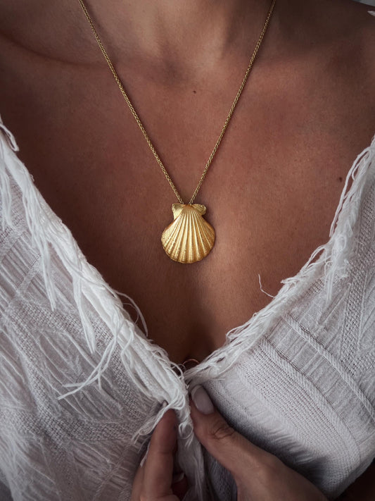 Gold Shell Necklace with Pearl : 18k gold filled on silver 925 pendant and chain - KathyRossJewelry