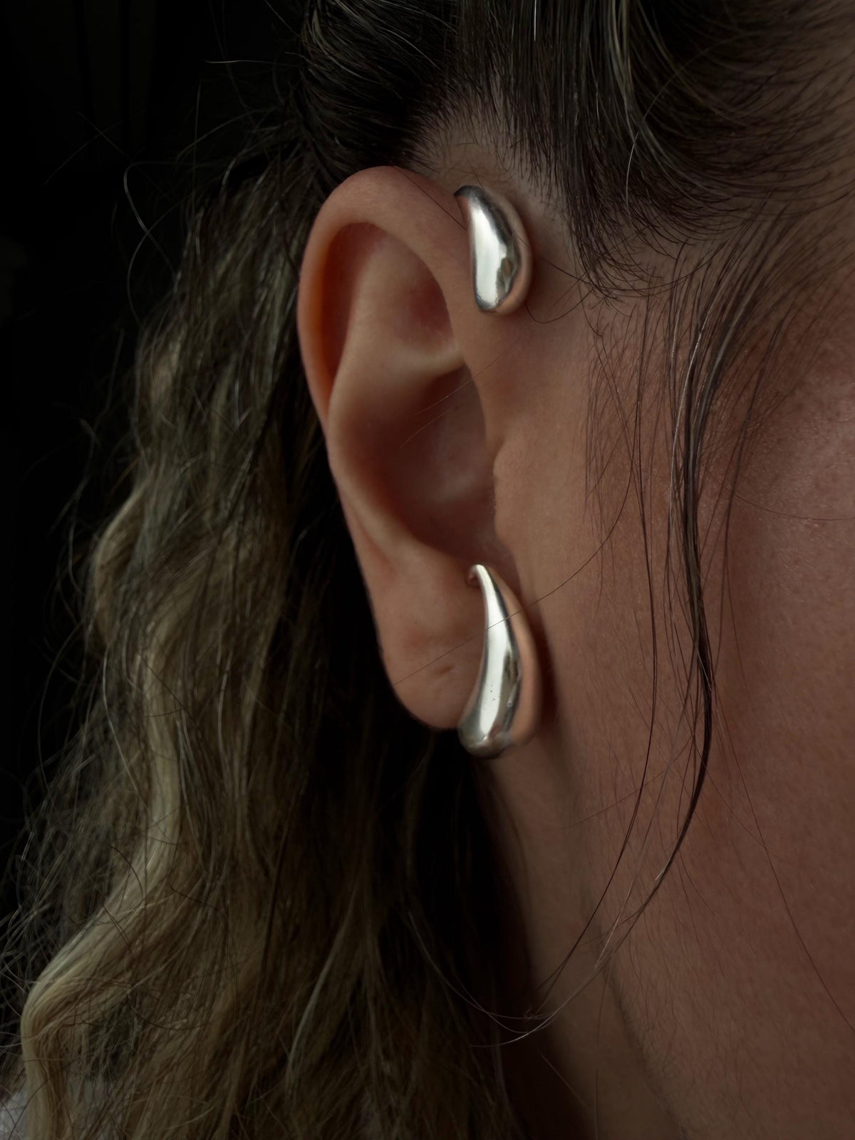 Silver Ear Cuff: curvy earring for no Piercing ears - KathyRossJewelry