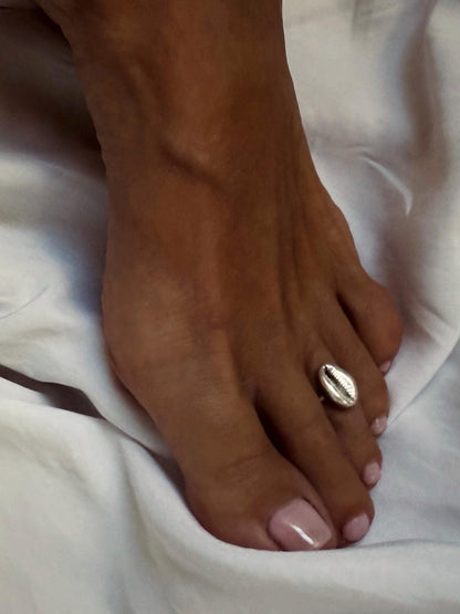 Sterling Silver 925 puka shell toe ring:open adjustable ring - KathyRossJewelry