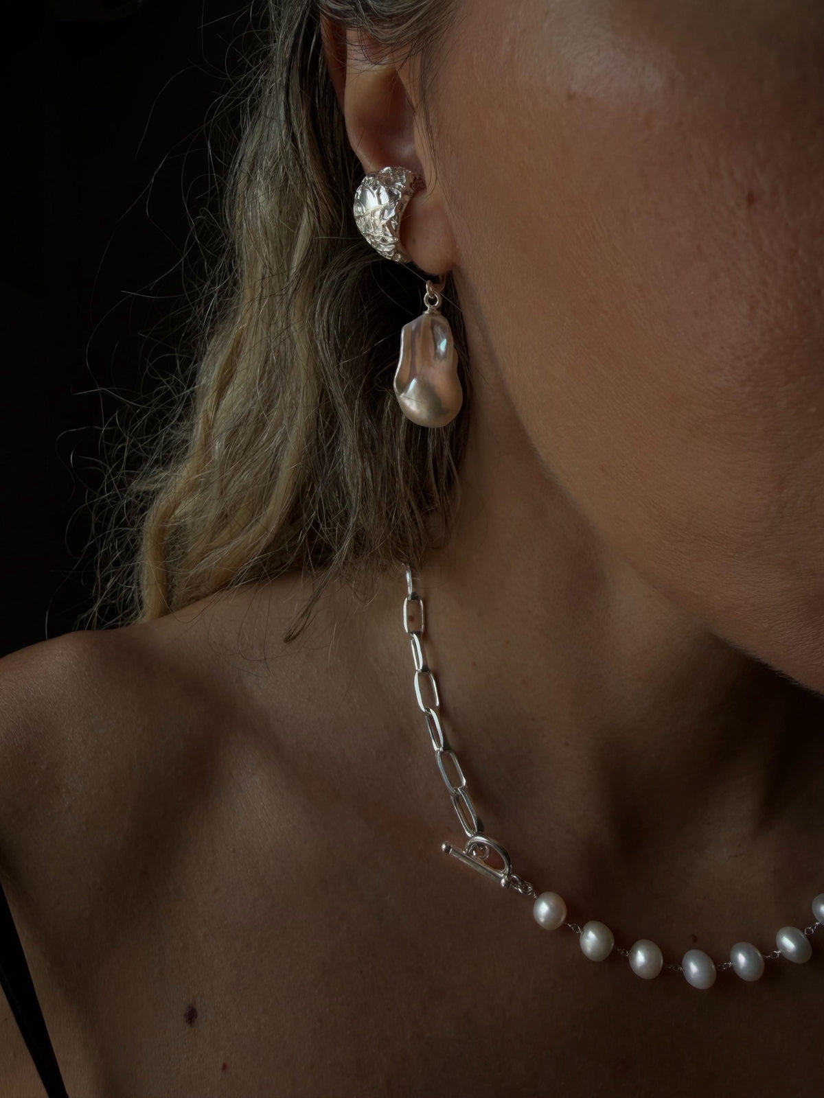 Handmade textured silver 925 ear cuff with dangling natural baroque pearl - KathyRossJewelry