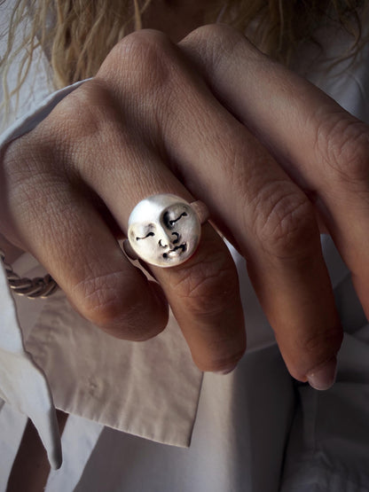 Full moon face round signet chevalier sterling solid silver 925 ring - KathyRossJewelry