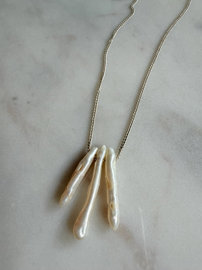 Floating pearls necklace : natural freshwater white baroque pearls on 18k gold filled chain - KathyRossJewelry