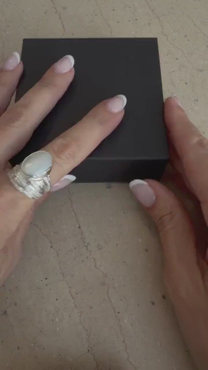 Silver band ring with oval white Mabe Pearl Ring