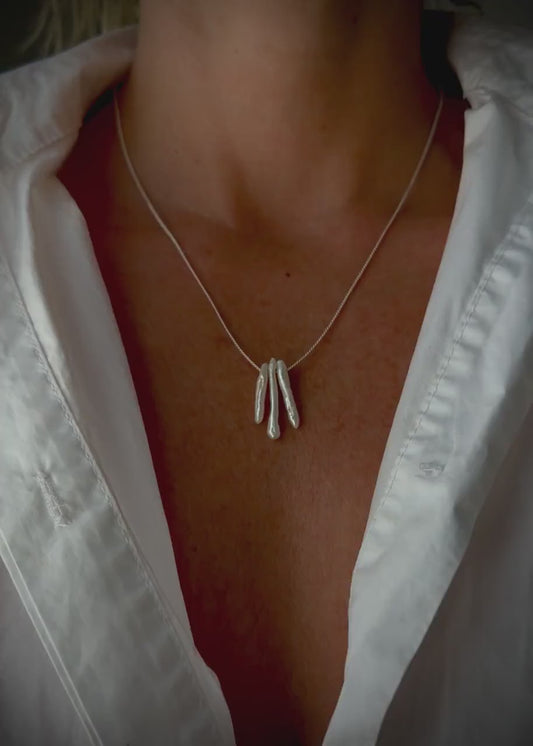 Floating pearls necklace : natural freshwater white baroque pearls on 18k gold filled chain