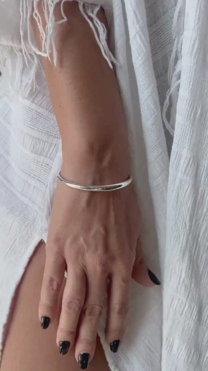 Solid sterling Silver 925 curvy cuff bracelet