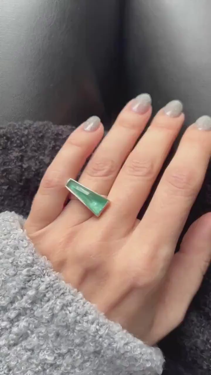 Triangle Green gemstone sterling silver 925 ring : aventurine