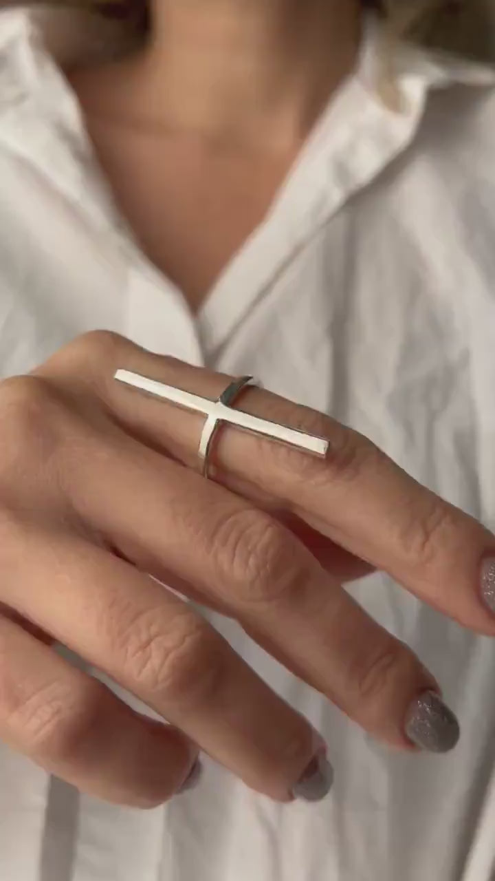 Solid silver minimal bar ring