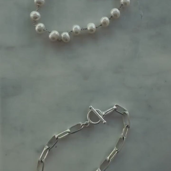 Pearl necklace with silver chain t bar clasps